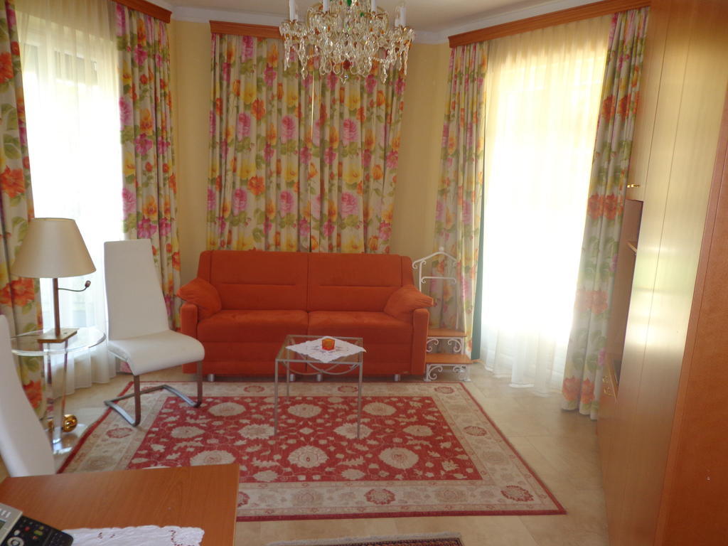 Hans Mauracher Schloessl Graz Habitación foto