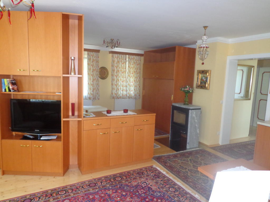 Hans Mauracher Schloessl Graz Habitación foto